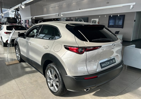 Mazda CX-30 cena 153300 przebieg: 4, rok produkcji 2023 z Sandomierz małe 11